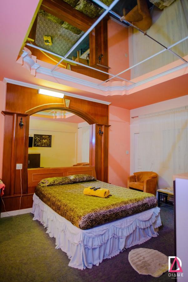 Diane Hotel Phetchaburi Exteriör bild