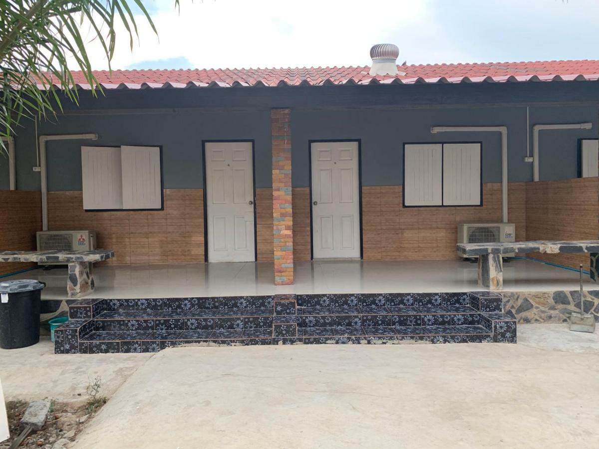 Diane Hotel Phetchaburi Exteriör bild